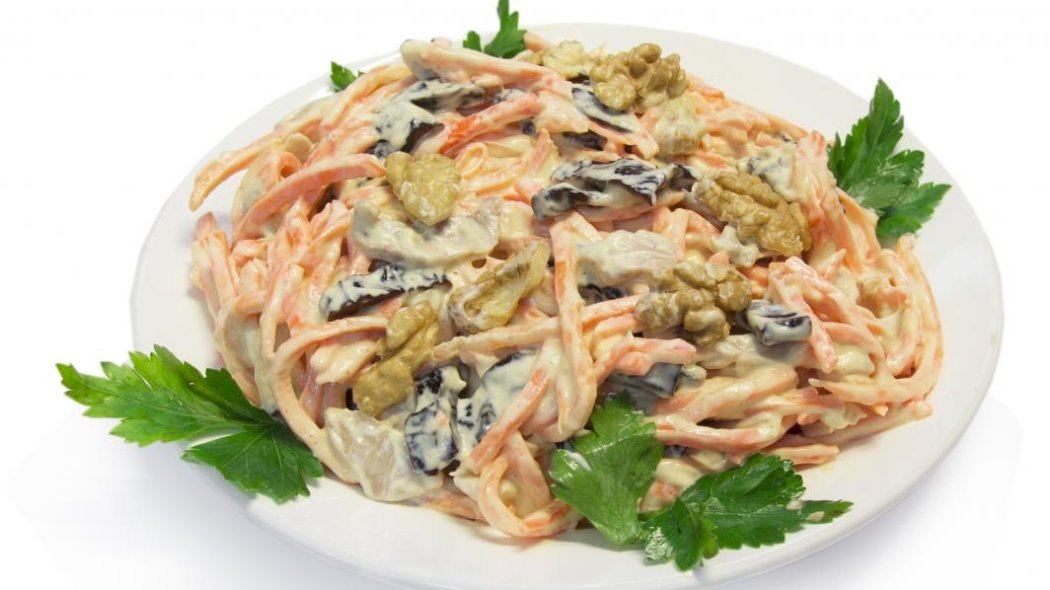 Маленькая фотография блюда по рецепту «Салат из моркови с грибами»